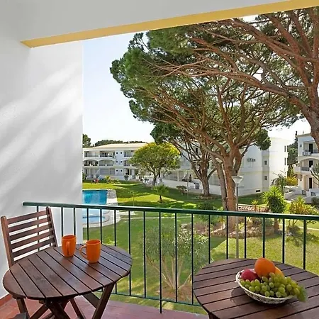 Apartamento Sleeps 4 With Pool And Air Con Vilamoura